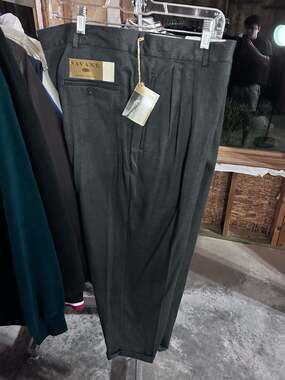 Savane Premier No Wrinkle Pleated Dress Pants Charcoal Grey 38x29